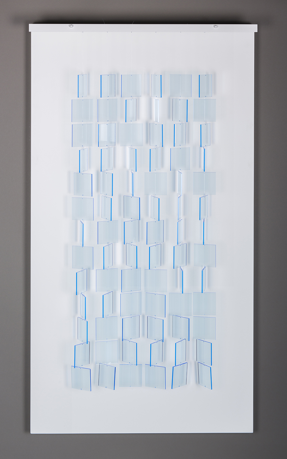 Julio Le Parc – Mobile Translucide Bleu, 2017 – Mischtechnik
