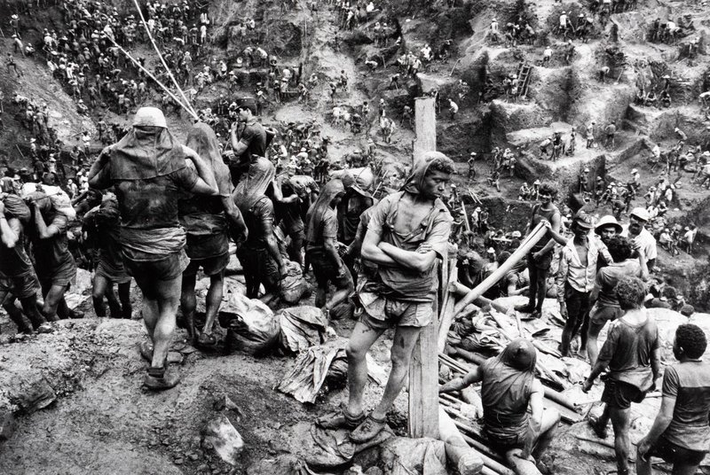Sebastiao Salgado – Serra Pelada Gold Mine, Brazil, 1986, 1986 – Gelatin Silver Print