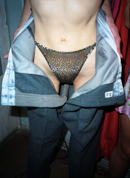 Sergey Bratkov – Dream about double Killing (pants down), 1998 - 2006 – Photographie