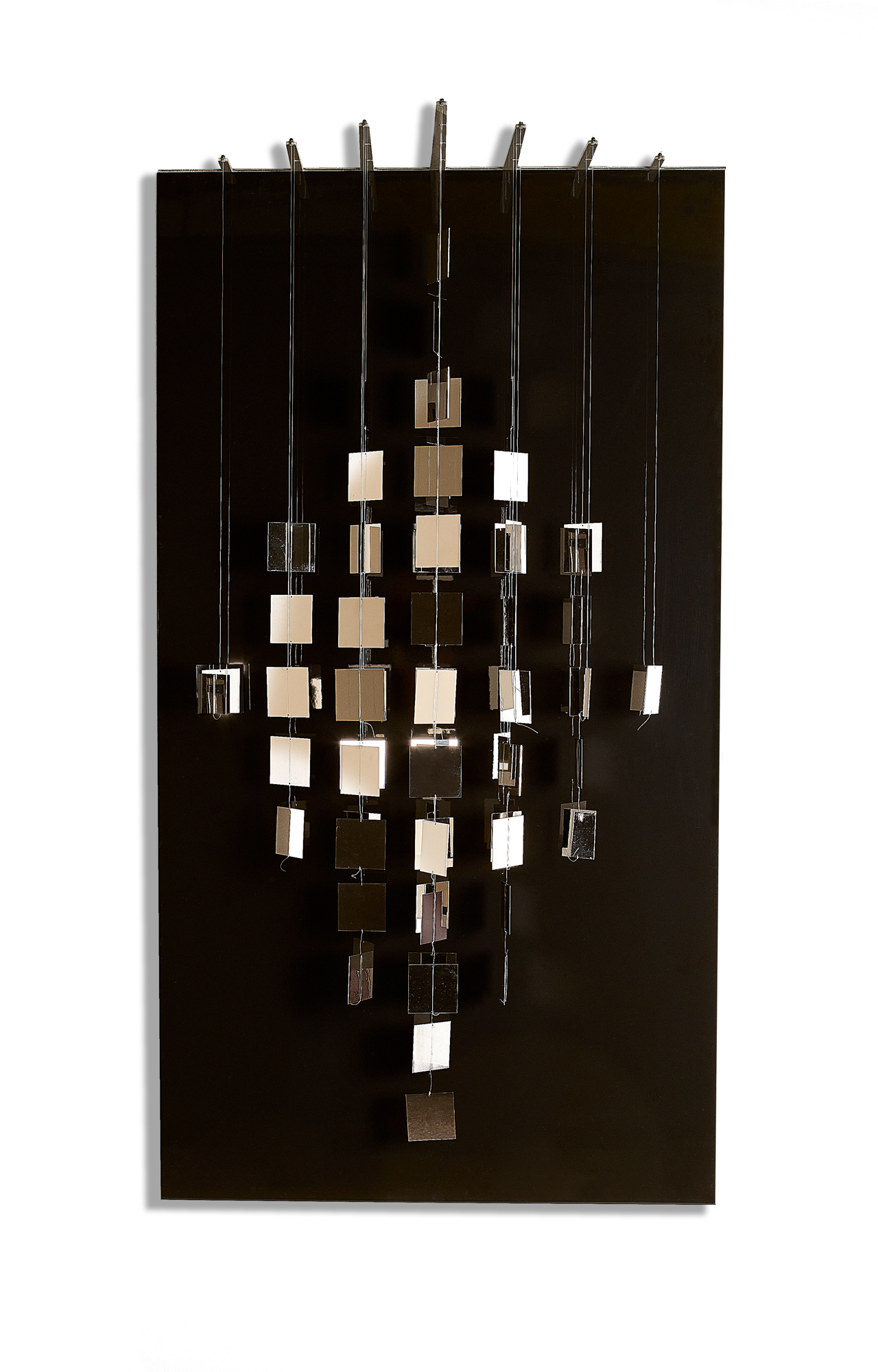 Julio Le Parc – Losange Virtuel sur noir, 2021 – Mixed média