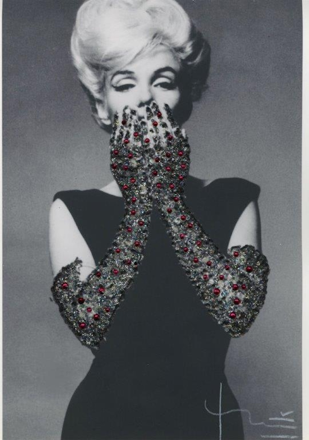 Bert Stern – Ruby Gloves, 1962/2011 – Inkjetdruck