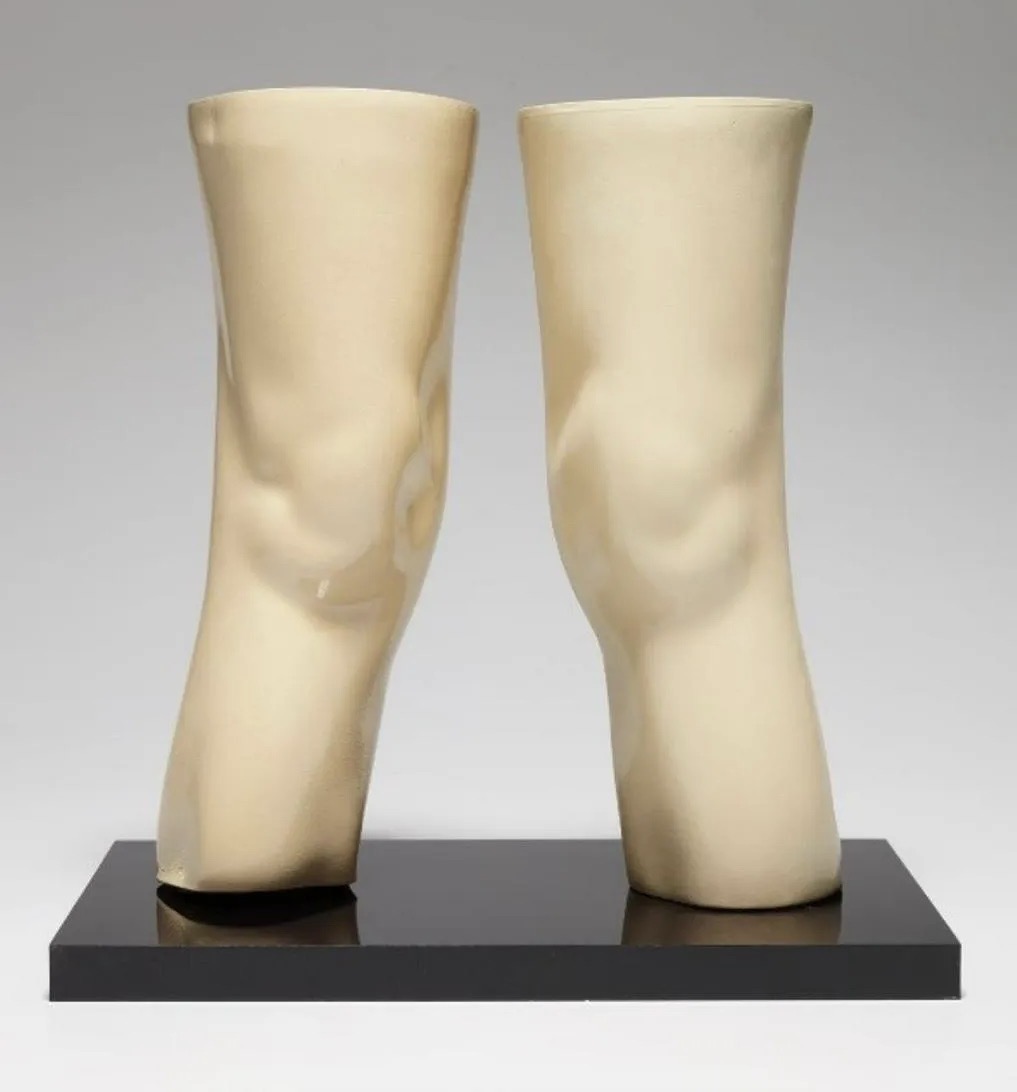 Claes Oldenburg – London Knees, 1966 – Mixed média