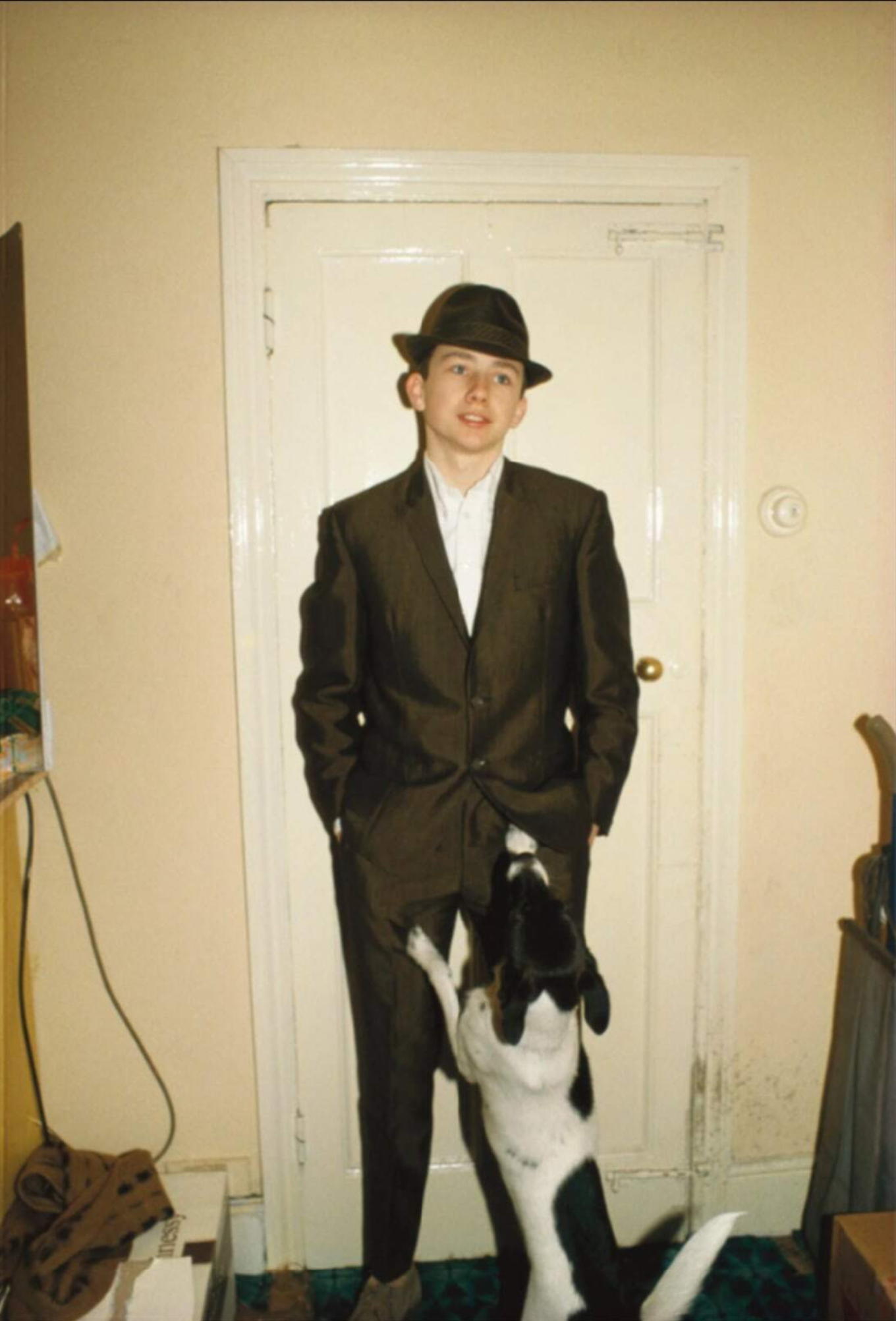 Nan Goldin – Mod Kid With Dog, London 1978, 2025 – C-Print
