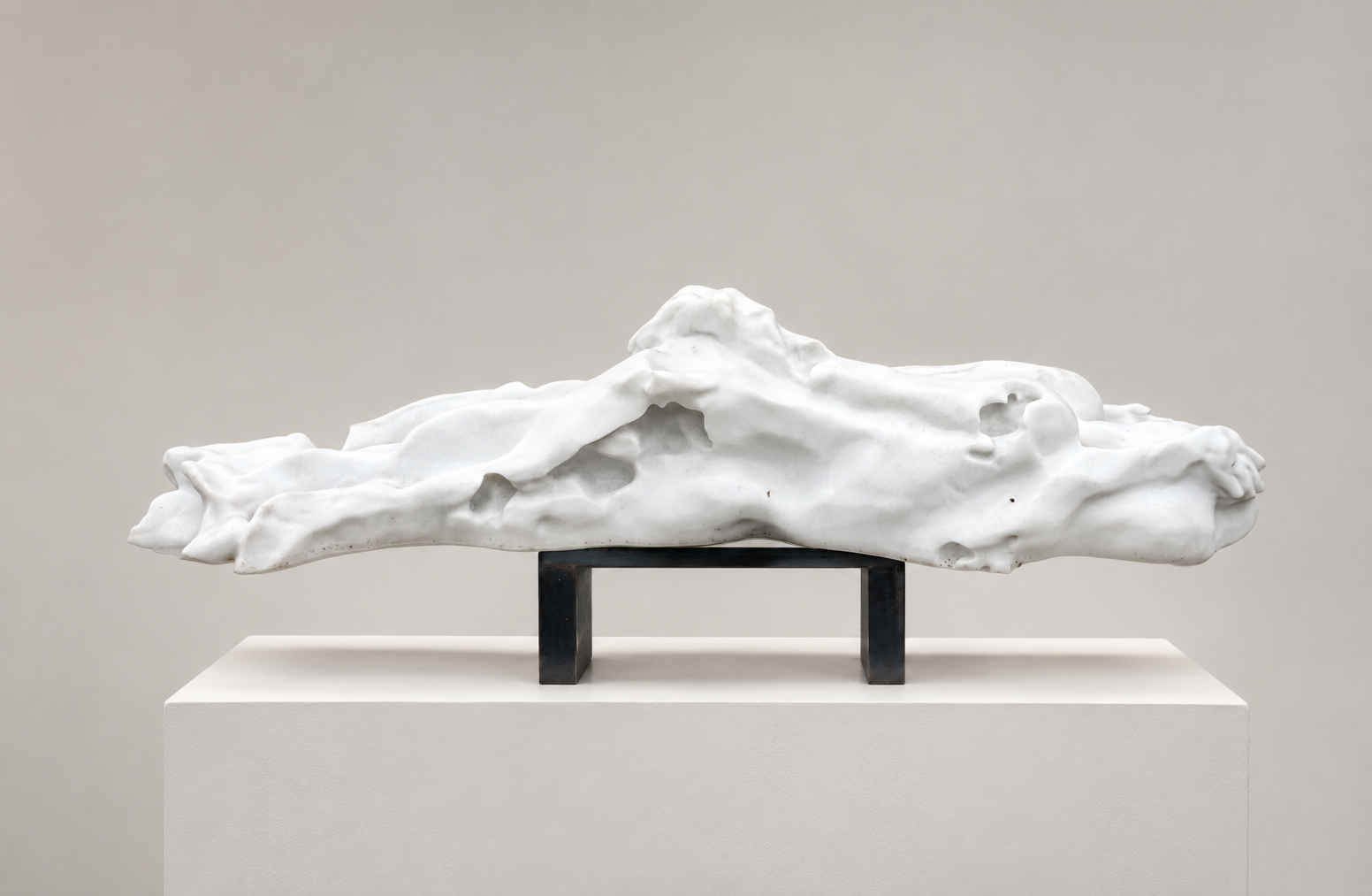 Eva Claessens – L'instant où les contours s'effacent, 2026 – Marble