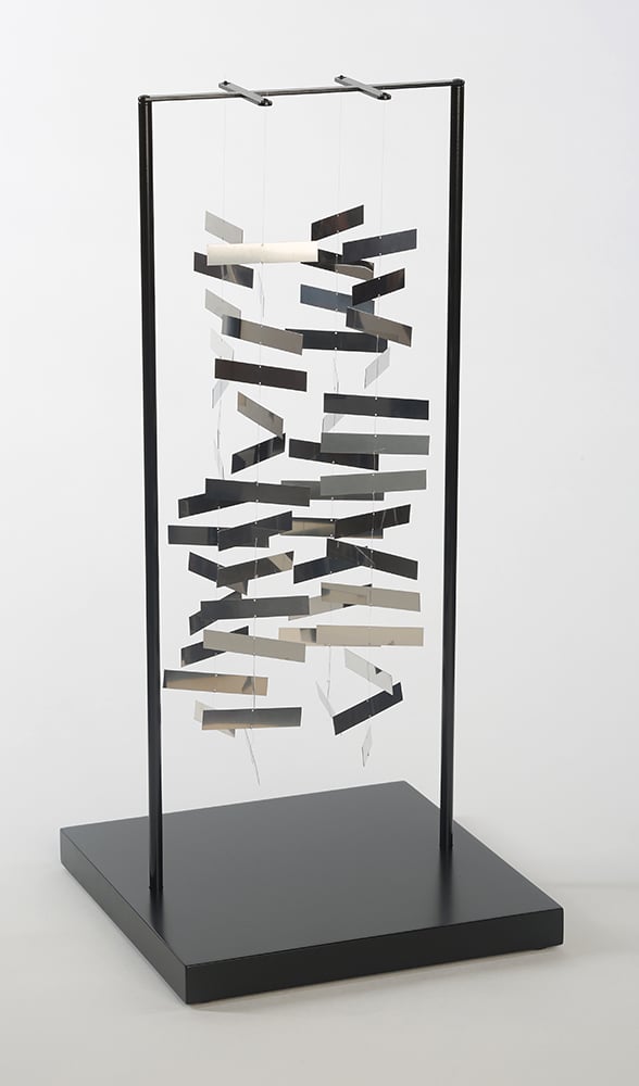 Artwork © Julio Le Parc - Mobile rectangle dans l'espace, 1967 - 2009