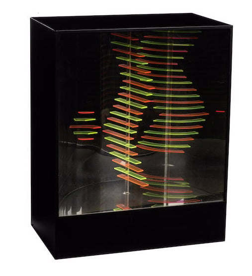 Artwork © Martha Boto - Déplacement optique D, 1969 ( Motorized artwork, Edition of EA 4)