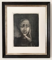 Françoise sur fond gris