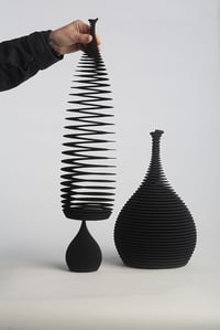Ron Arad – 4 Black Objects, 2012 – Técnica mixta