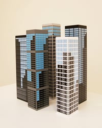 Julian Opie – modern towers, 2018 – Madera