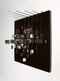 Julio Le Parc – Poyedre Virtuel sur noir, 2021 – Mixed média
