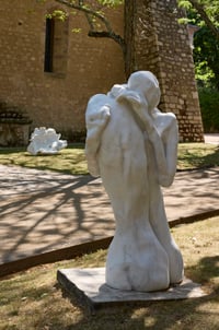 Eva Claessens – Ce lieu invisible où l'on se rejoint, 2026 – Marble
