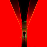 Arte Lumínico: La Iluminación como Medio Escultórico