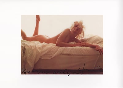 Marilyn colour nude on the bed