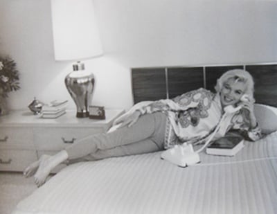  Marilyn Monroe. Au Lit