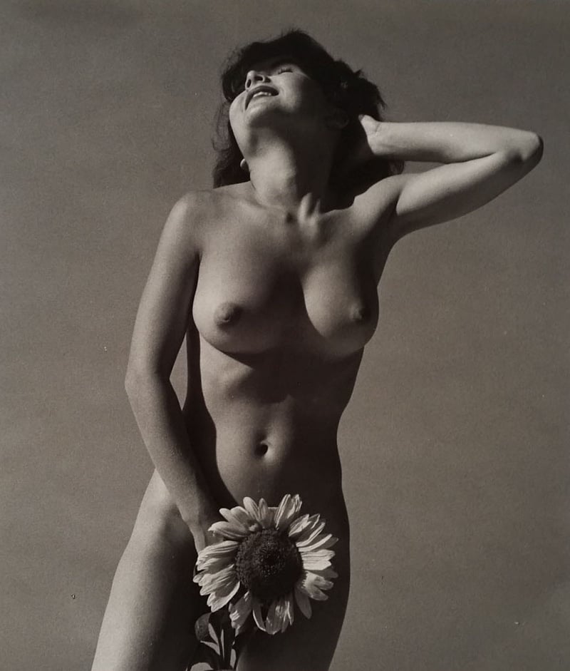 Andre de Dienes – Nu avec fleurs, 1960 – Foto
