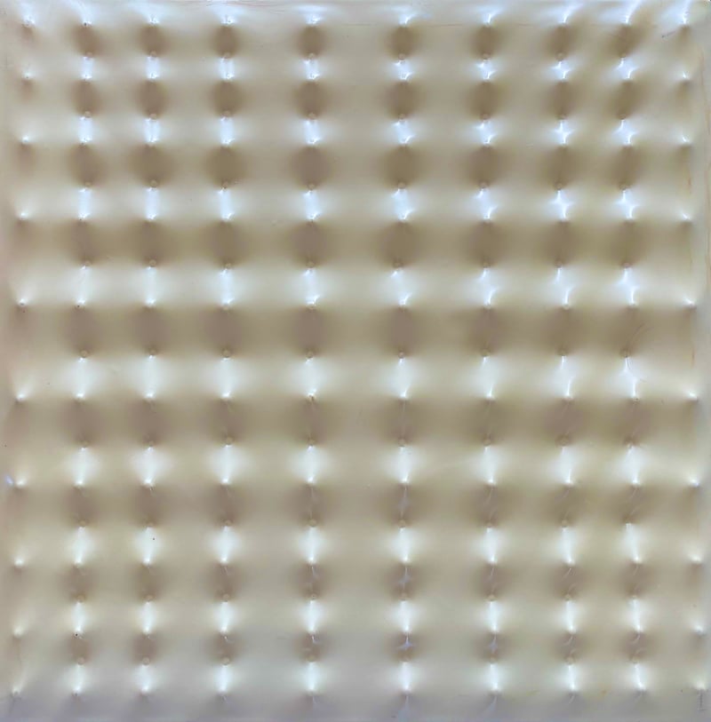 Enrico Castellani – Superficie (Vanilla/Gold), 1968 – Plastik Enrico Castellani – Superficie (Vanilla/Gold), 1968 – Plastik