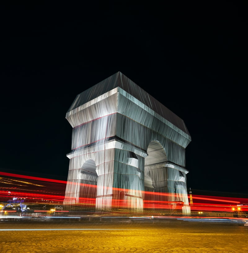 Christo and Jeanne-Claude: Arc de Triomphe Image © Unsplash / Hervé Prat