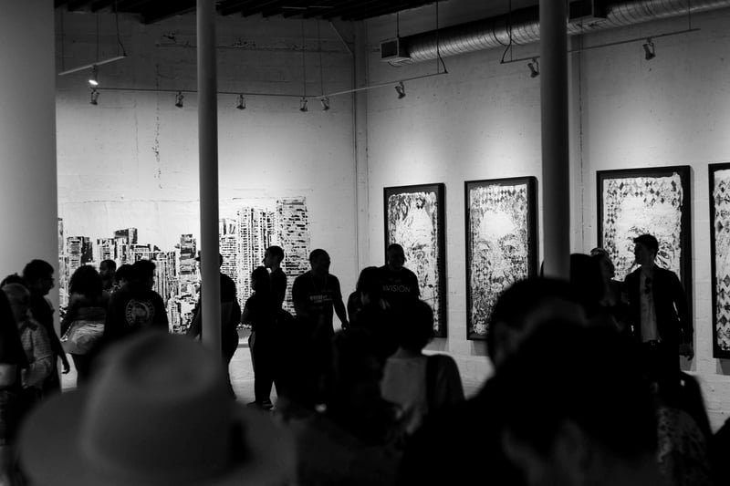 20 Foires d'Art à Travers le Monde: Événements Incontournables pour les Passionnés et les Collectionneurs