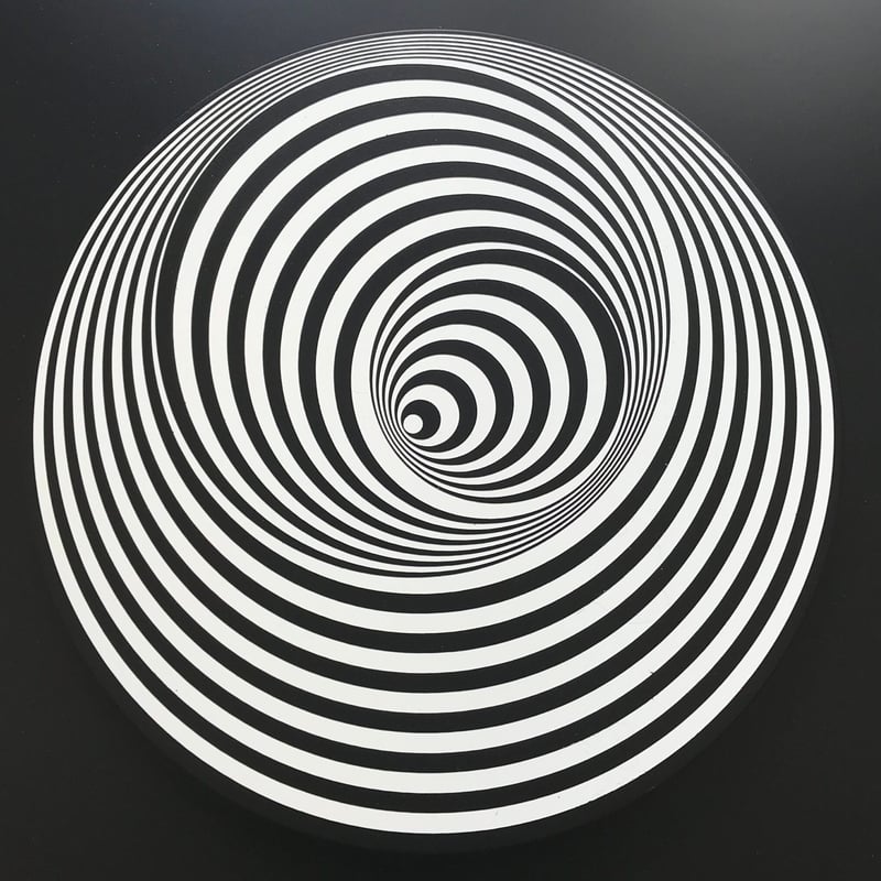 Marina Apollonio: A Retrospective Journey Beyond the Circle